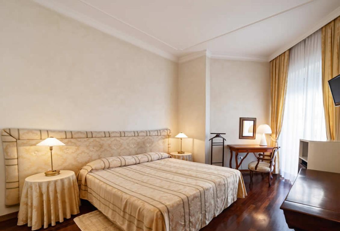 hotelnegrescocattolica en rooms 012