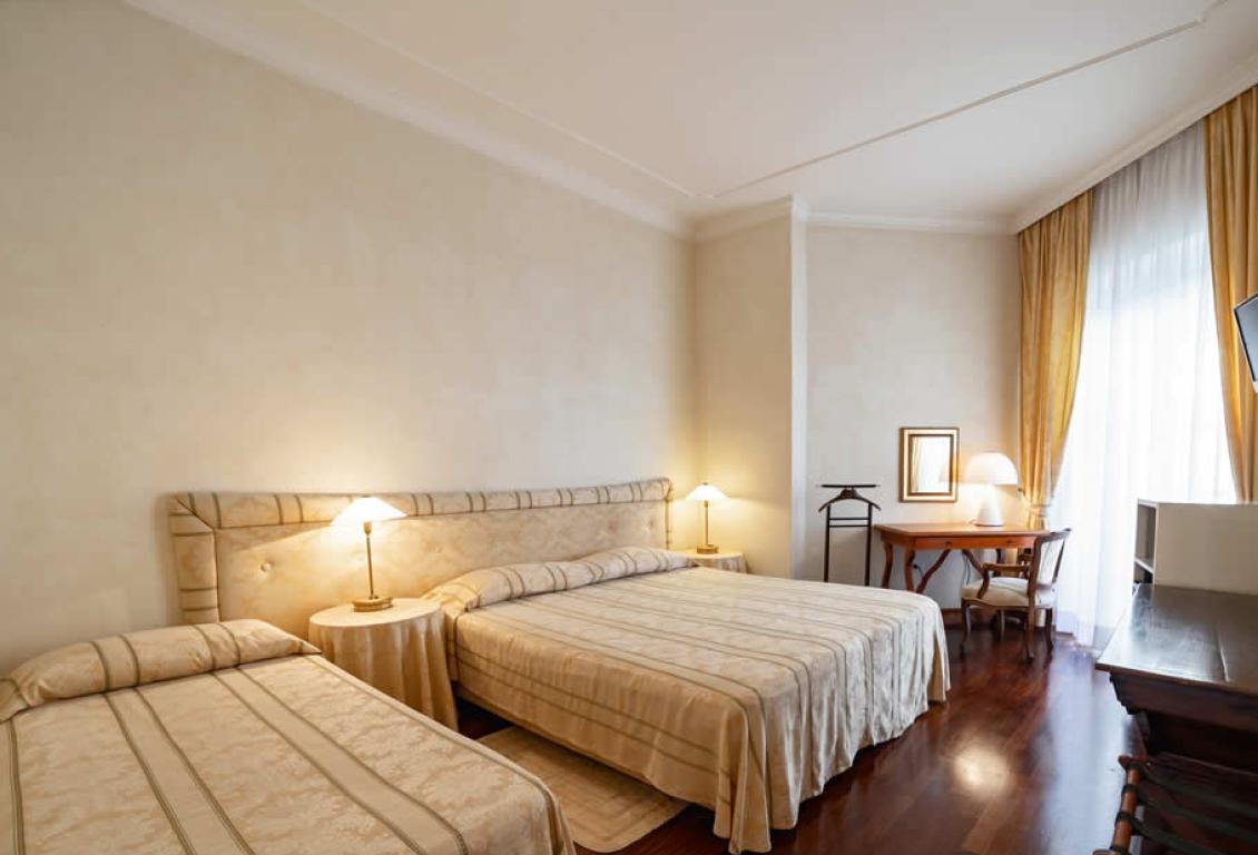 hotelnegrescocattolica fr chambres 014